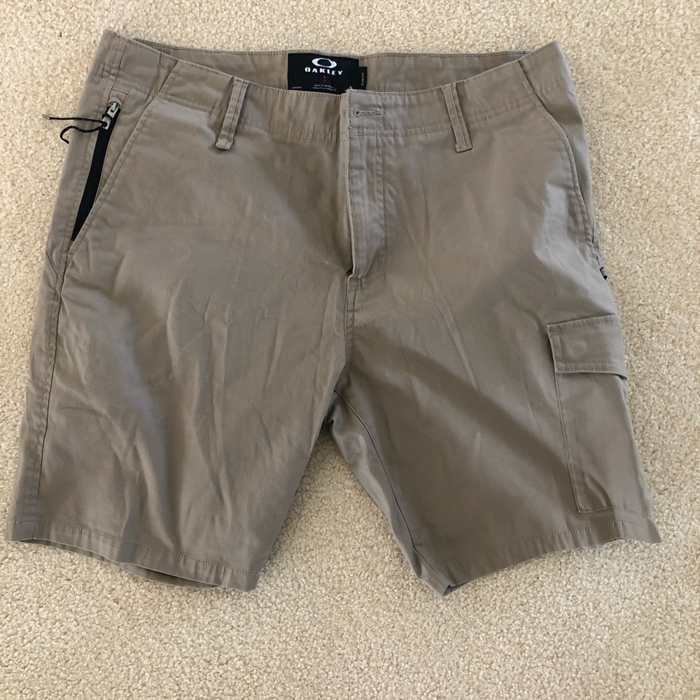 Men’s Oakley Shorts